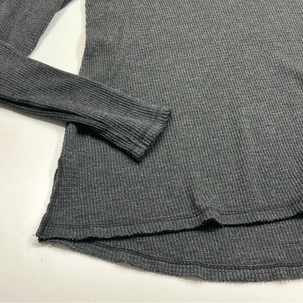 T. La Anthropologie Gray Thermal Knit Long Sleeve V Neck Top Women’s Size XS - Picture 5 of 9